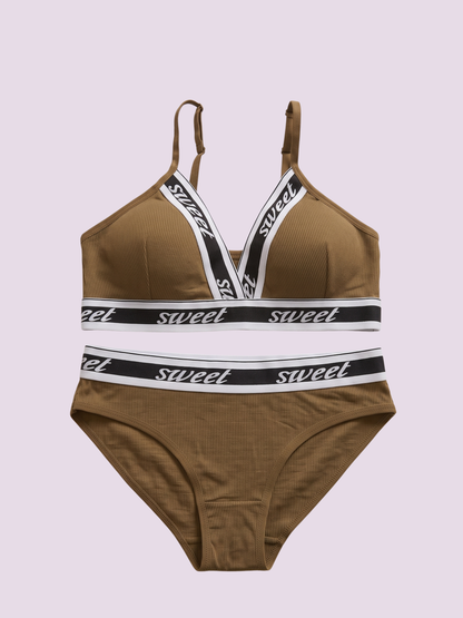 Femyn™ Seamless Padded Sports Bra & Panty Set